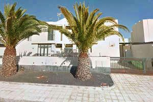 Maison jumelée vendre en Costa Teguise, Lanzarote. 